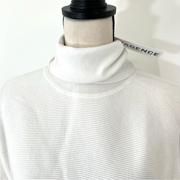 L’AGENCE Turtleneck Sweater, NWT Ribbed Cream White Closet Staple - Picture 6 of 6